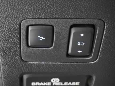 Used 2019 Ford F250 Lariat w/ Lariat Ultimate Package image 28