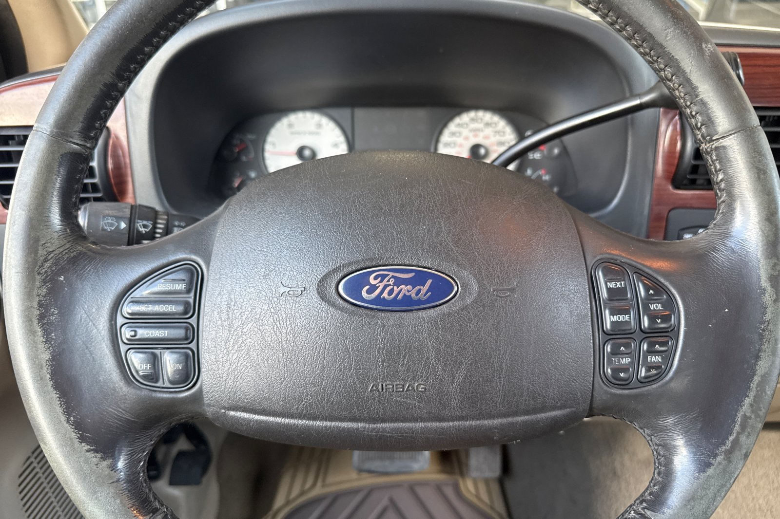 Used 2006 Ford F350 Lariat AWD/4WD image 32