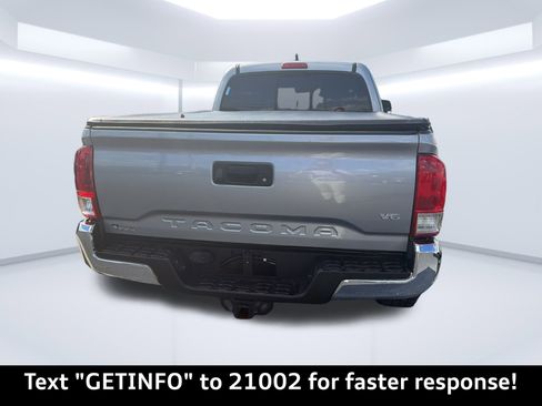 Used 2019 Toyota Tacoma SR5 image 3