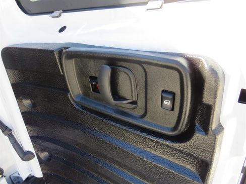 Used 2021 Chevrolet Express 2500 w/ Driver Convenience Package RWD image 14