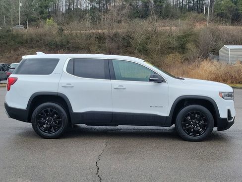 Used 2022 GMC Acadia SLE image 2