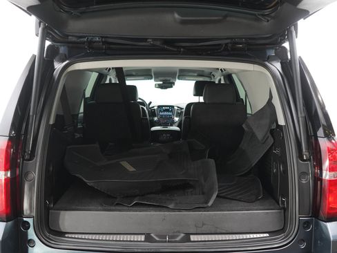 Used 2019 Chevrolet Tahoe Premier w/ RST 6.2L Performance Edition AWD/4WD image 16