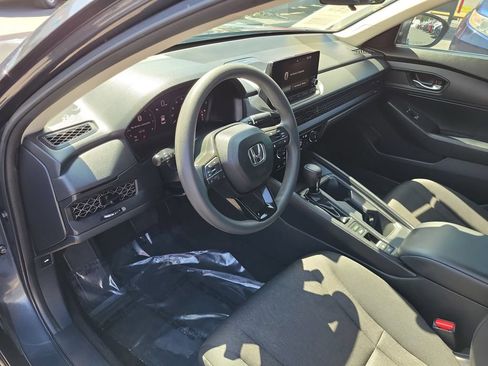 Used 2023 Honda Accord LX image 17