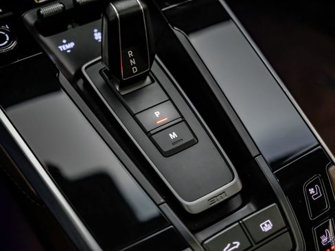 Used 2021 Porsche 911 Turbo S image 66