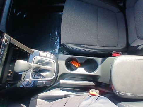 Certified 2025 Kia Seltos S image 21