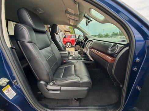 Used 2015 Toyota Tundra Limited w/ Limited Premium Package AWD/4WD image 18