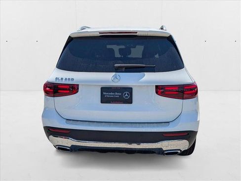 New 2025 Mercedes-Benz GLB 250 image 7