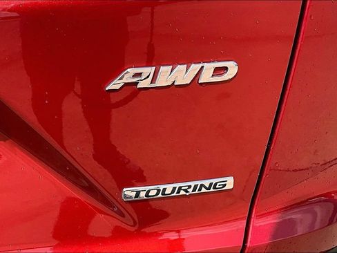 Used 2018 Honda CR-V Touring image 32