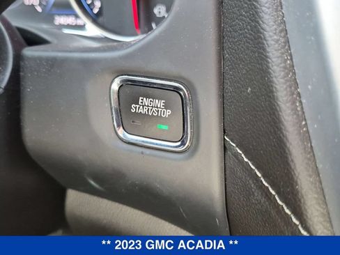 Used 2023 GMC Acadia SLT w/ Technology Package AWD/4WD image 28