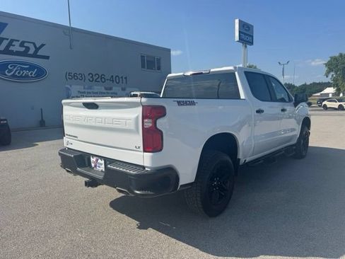 Used 2019 Chevrolet Silverado 1500 LT Trail Boss w/ Bed Protection Package AWD/4WD image 3