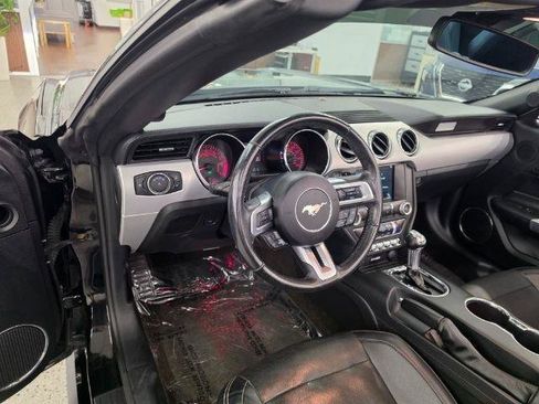 Used 2017 Ford Mustang GT Premium w/ Equipment Group 401A RWD image 13