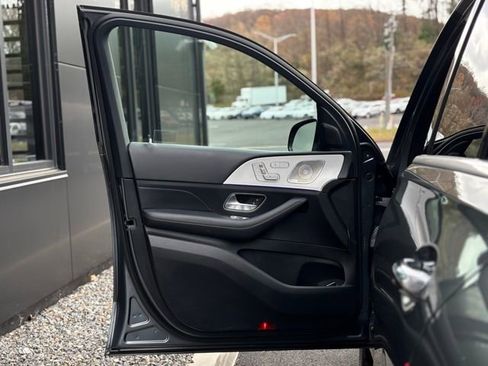 Used 2022 Mercedes-Benz GLE 350 4MATIC image 10