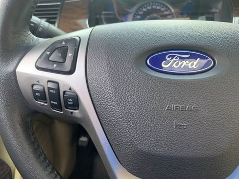 Used 2019 Ford Taurus Limited AWD/4WD image 9