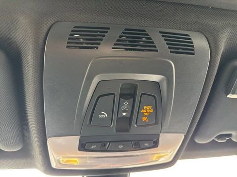 Used 2018 BMW 330i xDrive Sedan w/ Convenience Package image 34