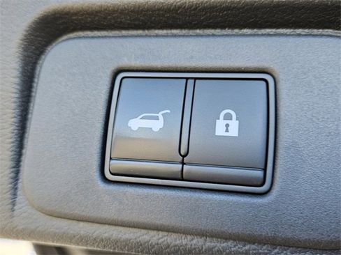 Used 2021 Nissan Rogue Platinum image 13