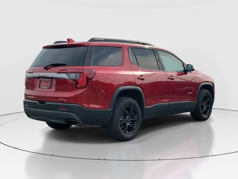 Used 2023 GMC Acadia AT4 w/ Technology Package AWD/4WD image 4