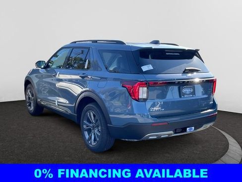 New 2025 Ford Explorer Active w/ Active Comfort Package image 3