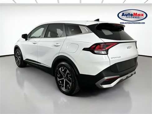 Used 2023 Kia Sportage EX image 5