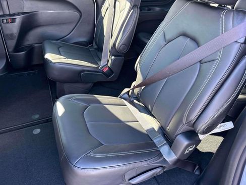 New 2026 Chrysler Voyager LX image 18
