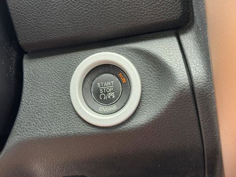 Used 2014 RAM 1500 Laramie Longhorn w/ Convenience Group AWD/4WD image 17