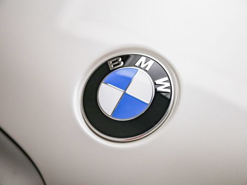 Used 2026 BMW X5 sDrive40i w/ Premium Package RWD image 15