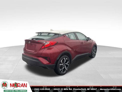 Used 2018 Toyota C-HR XLE image 5