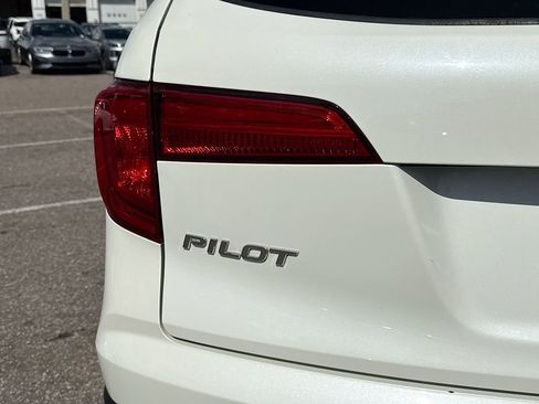 Used 2017 Honda Pilot Elite image 17