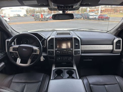 Used 2021 Ford F250 Lariat image 10