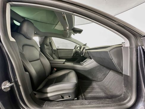 Used 2025 Tesla Model 3 Long Range RWD image 31