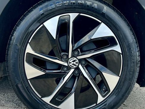Used 2022 Volkswagen ID.4 Pro S RWD image 27