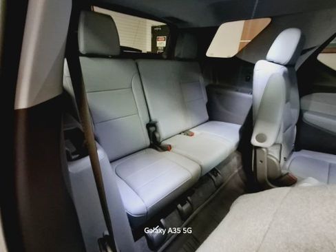 Used 2020 Chevrolet Traverse Premier w/ LPO, Floor Liner Package image 20