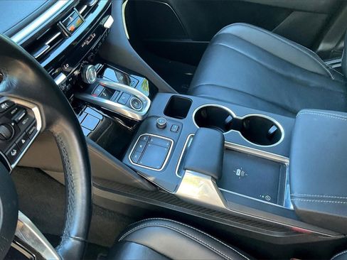 Used 2023 Acura MDX FWD w/ Technology Package image 17