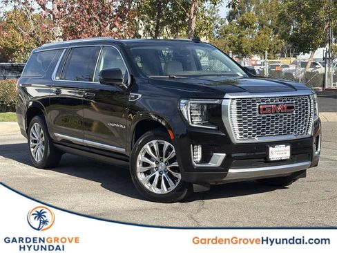 Used 2023 GMC Yukon XL Denali image 1