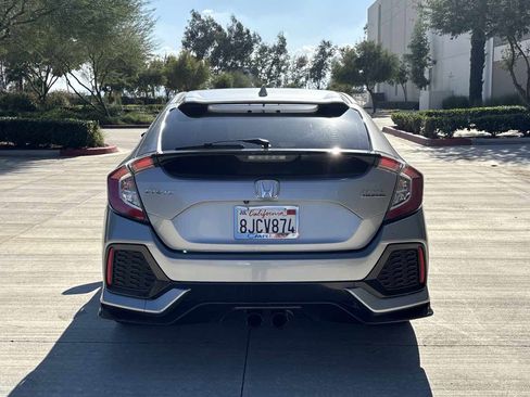 Used 2018 Honda Civic Sport Touring image 4