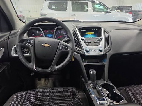 Used 2016 Chevrolet Equinox LS FWD image 5