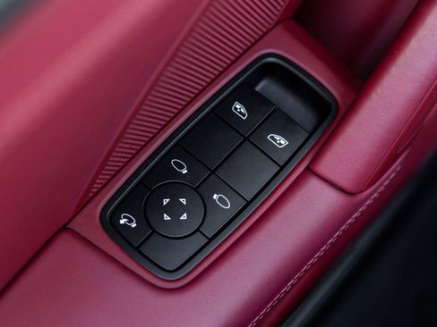 Certified 2024 Porsche 911 Targa 4 GTS w/ Premium Package image 21