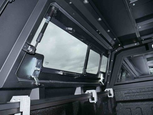 Used 2025 Ford F150 Platinum w/ Equipment Group 702A High image 11