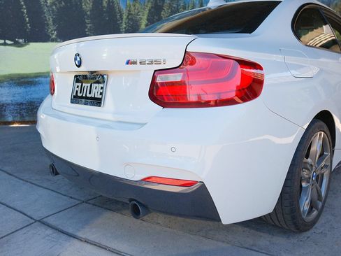 Used 2015 BMW M235i Coupe RWD image 36