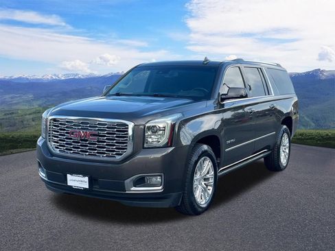 Used 2020 GMC Yukon XL Denali w/ Denali Ultimate Package AWD/4WD image 1