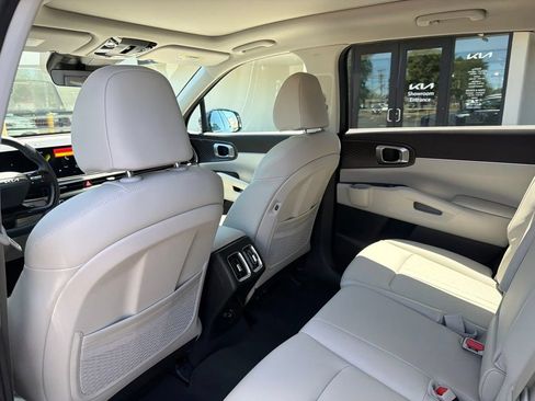 New 2026 Kia Sorento S AWD/4WD image 19