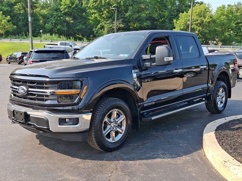 Used 2025 Ford F150 XLT w/ Equipment Group 301A Standard AWD/4WD image 3