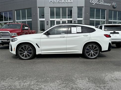 Used 2023 BMW X4 M40i w/ Premium Package image 4