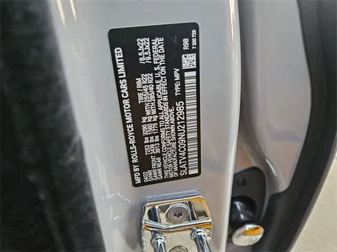 Used 2022 Rolls-Royce Cullinan image 35