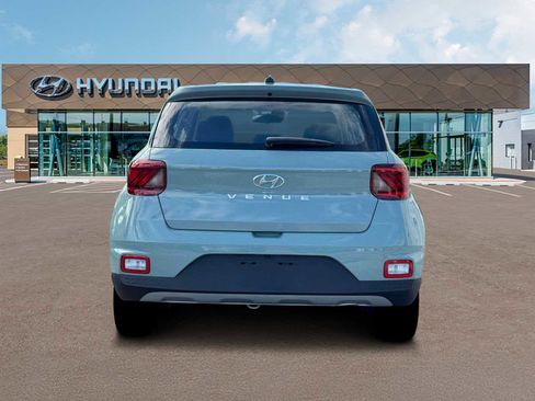 New 2026 Hyundai Venue SE image 6