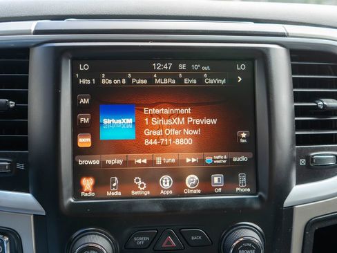 Used 2017 RAM 1500 Classic SLT AWD/4WD image 22
