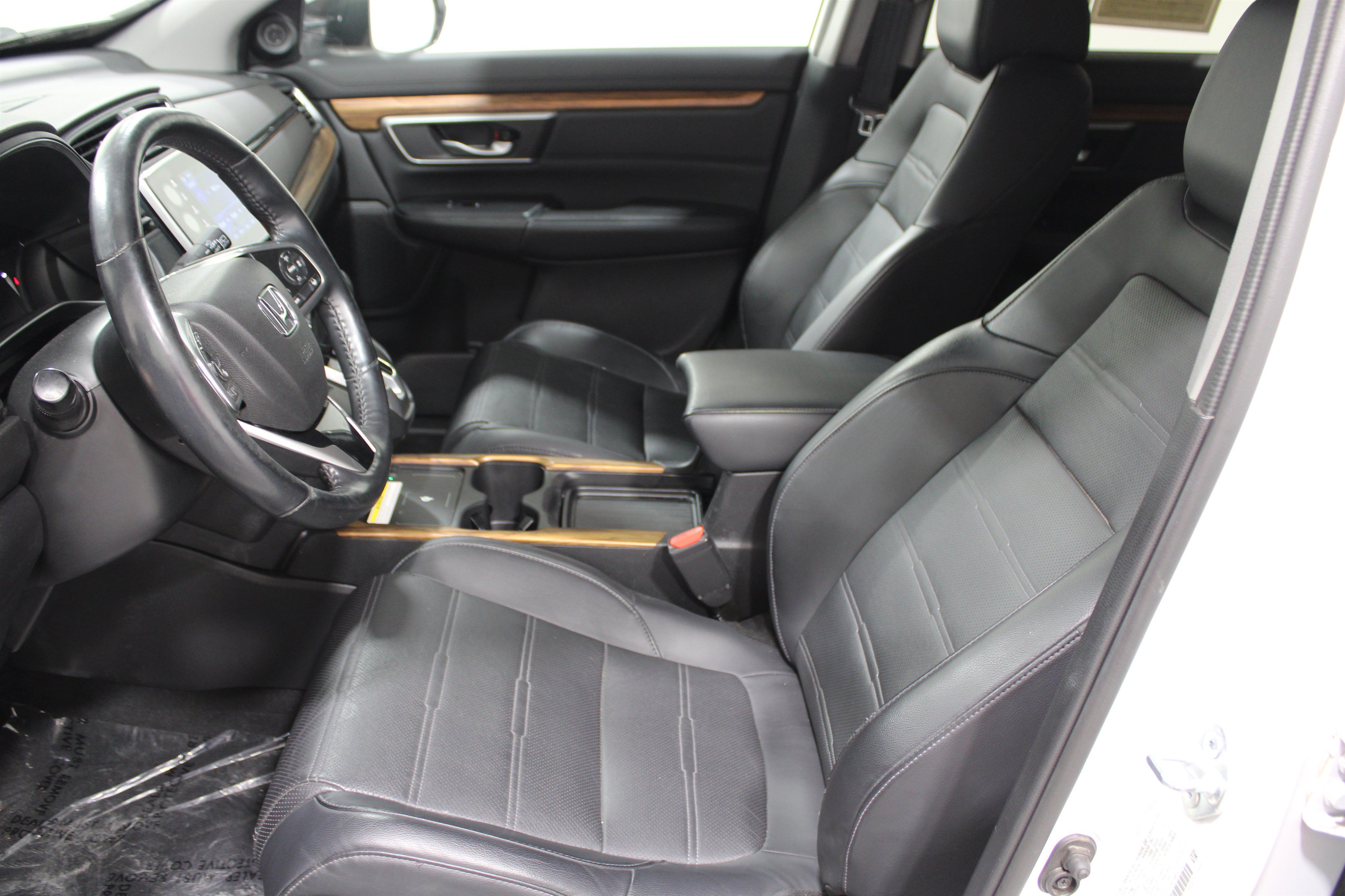 Used 2021 Honda CR-V Touring image 3