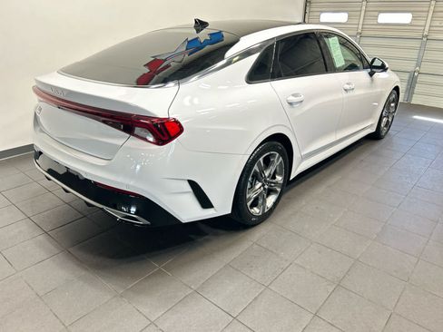 Used 2023 Kia K5 EX w/ EX Premium Package FWD image 3