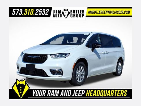 New 2026 Chrysler Pacifica Select image 1