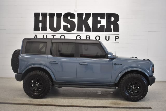Used 2023 Ford Bronco Outer Banks AWD/4WD image 2