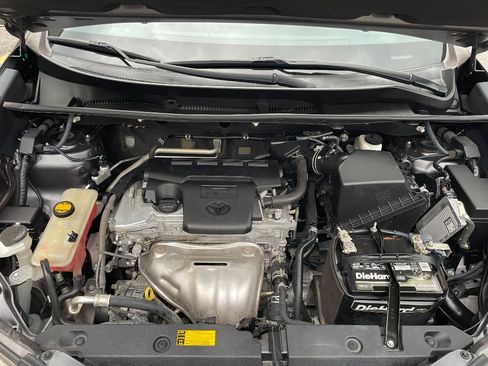 Used 2013 Toyota RAV4 XLE FWD image 50